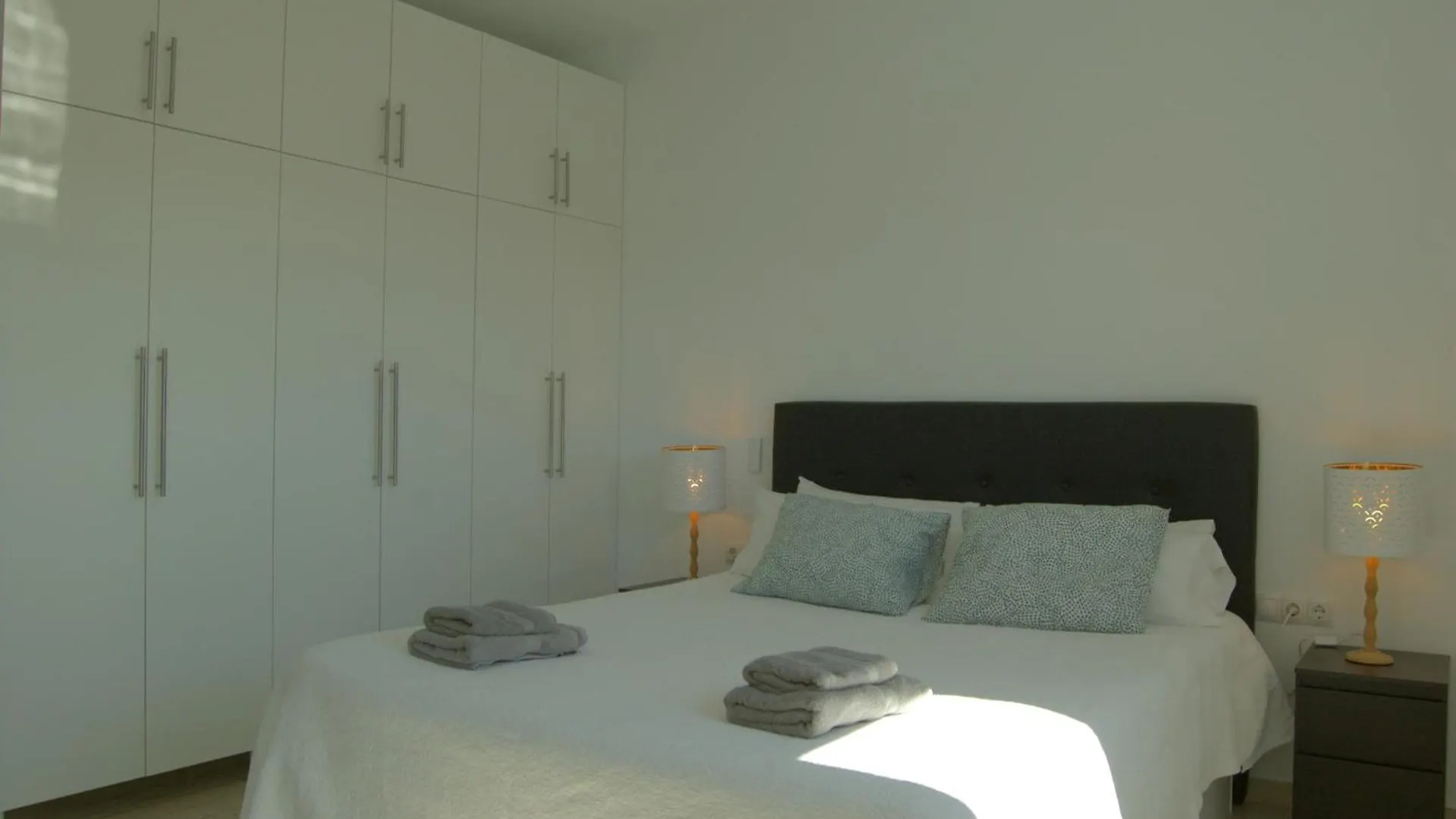Villa Paraiso, Exclusiva, Todas Las Comodidades Girona