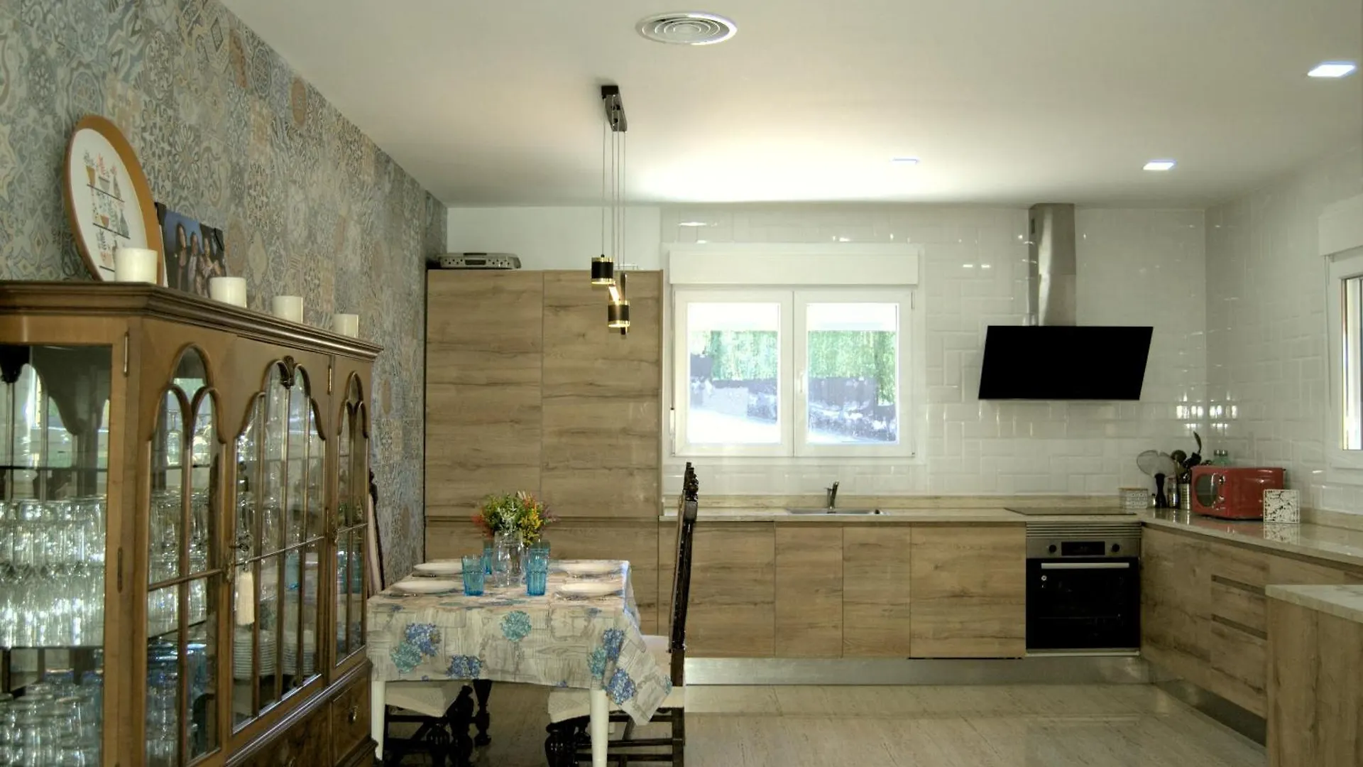 Villa Paraiso, Exclusiva, Todas Las Comodidades Girona Spain