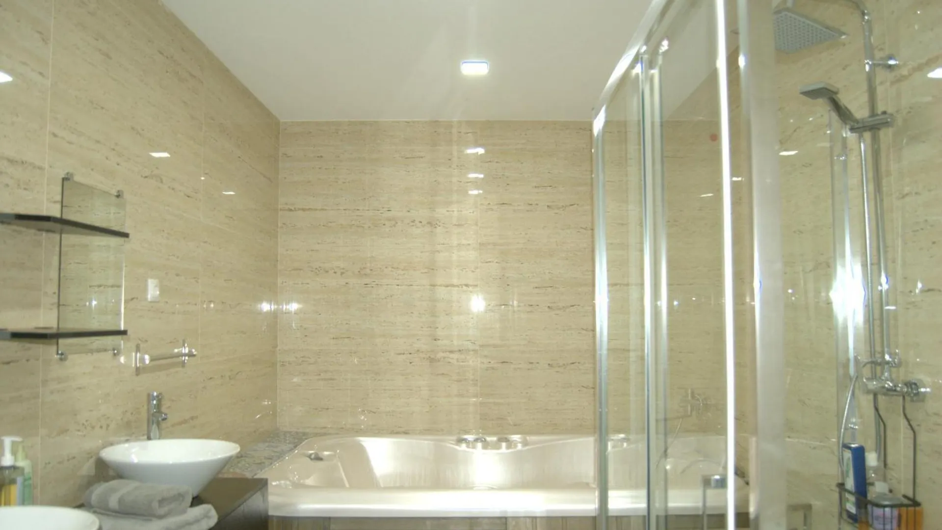 Villa Paraiso, Exclusiva, Todas Las Comodidades Girona