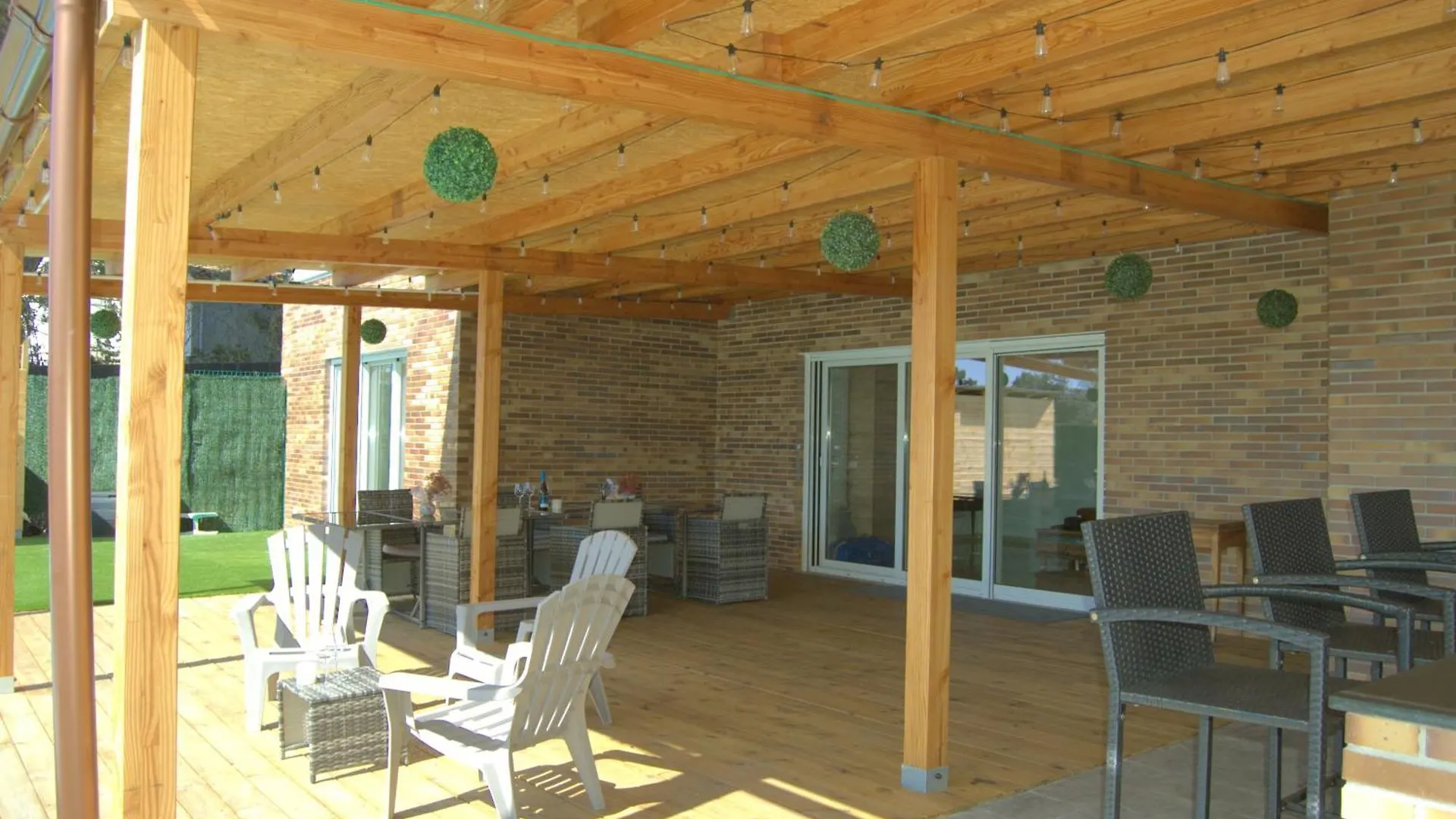 Villa Paraiso, Exclusiva, Todas Las Comodidades Girona